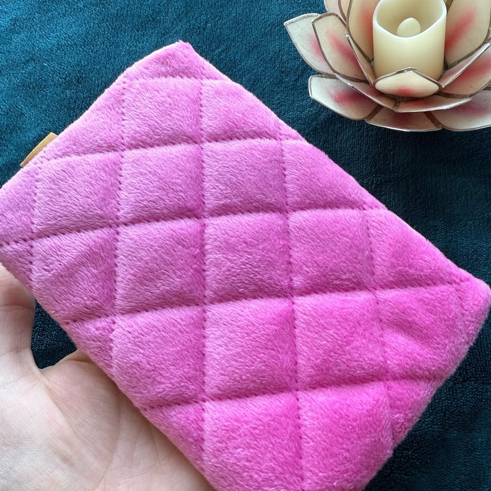 ipsy Pink Quilted Pouch with Gold Accents - Picture 3 of 5